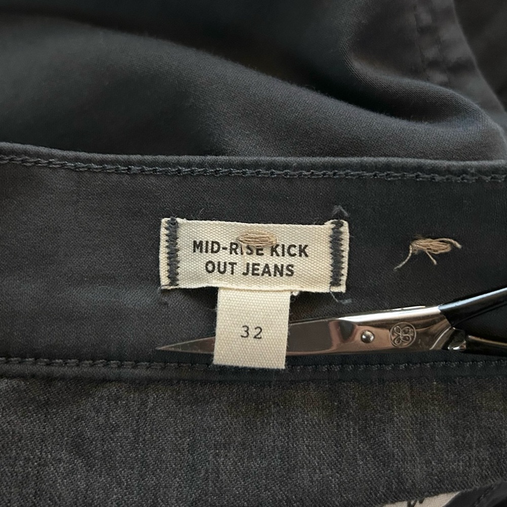 Madewell Kick Out Crop Pants in Garment-Dyed Sateen Dark Pavement 32 - Picture 10 of 11